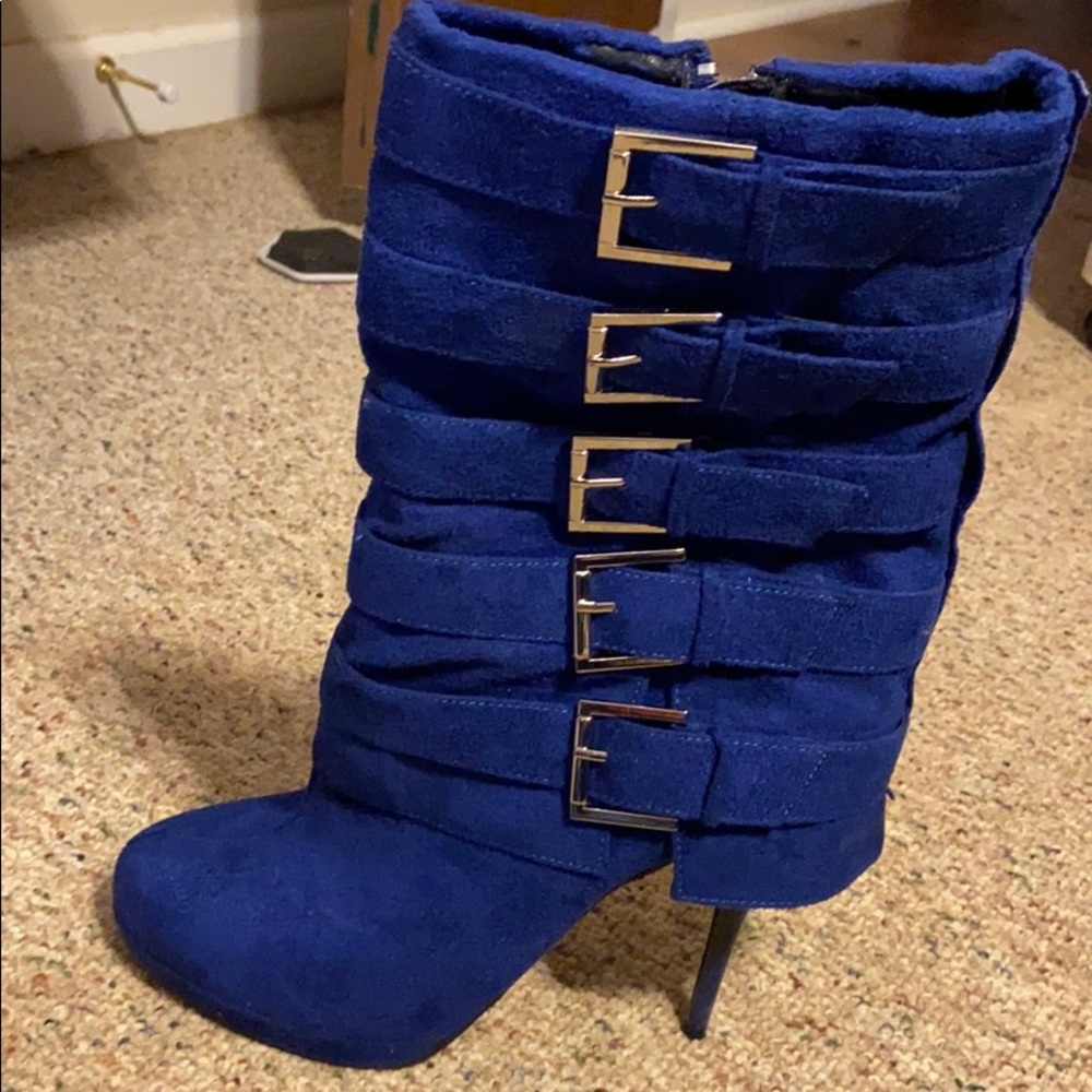 Blue buckle boots